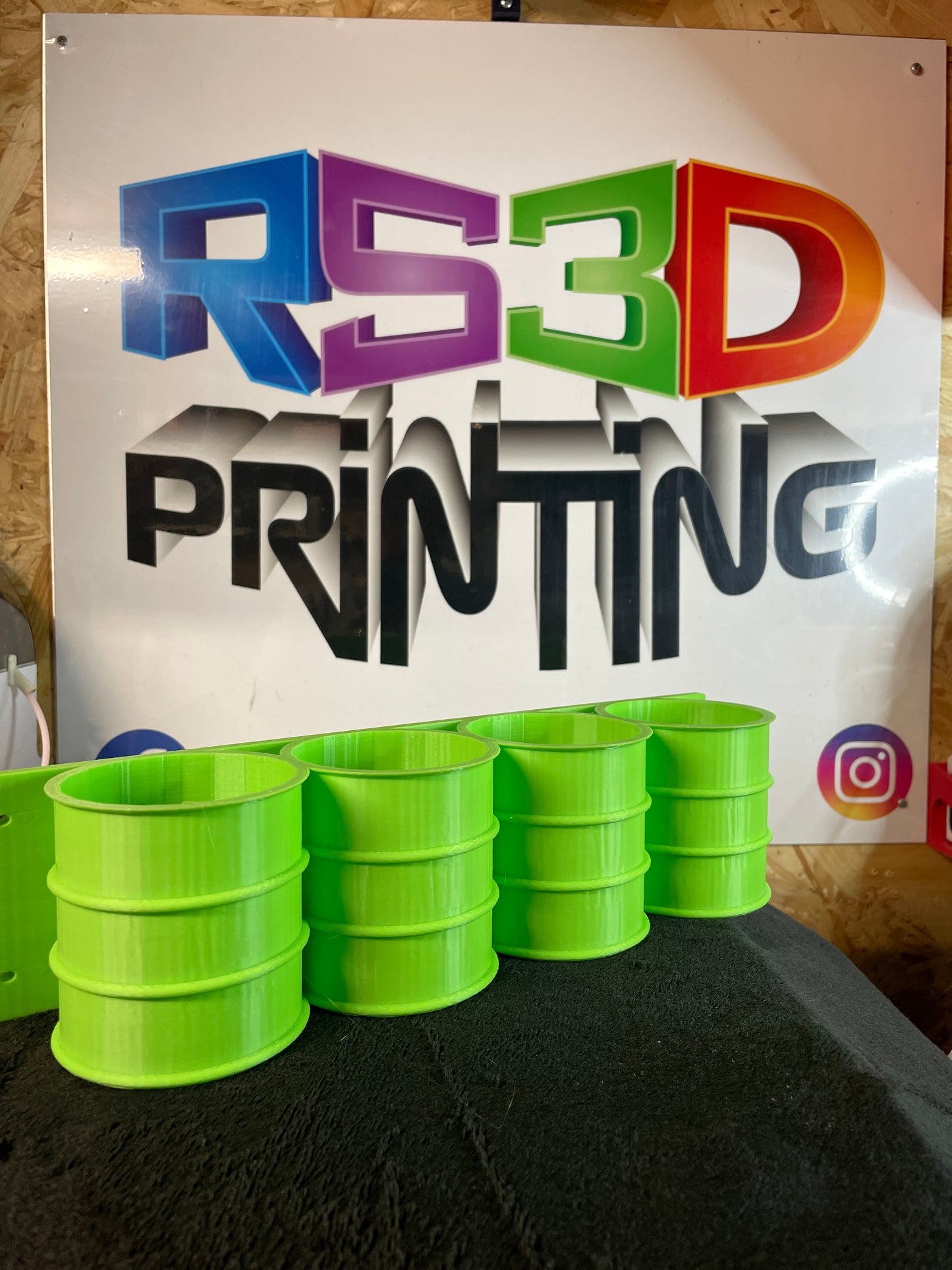 Spray Can Holders - Quadruple (Oil Can Design)**CHECK**