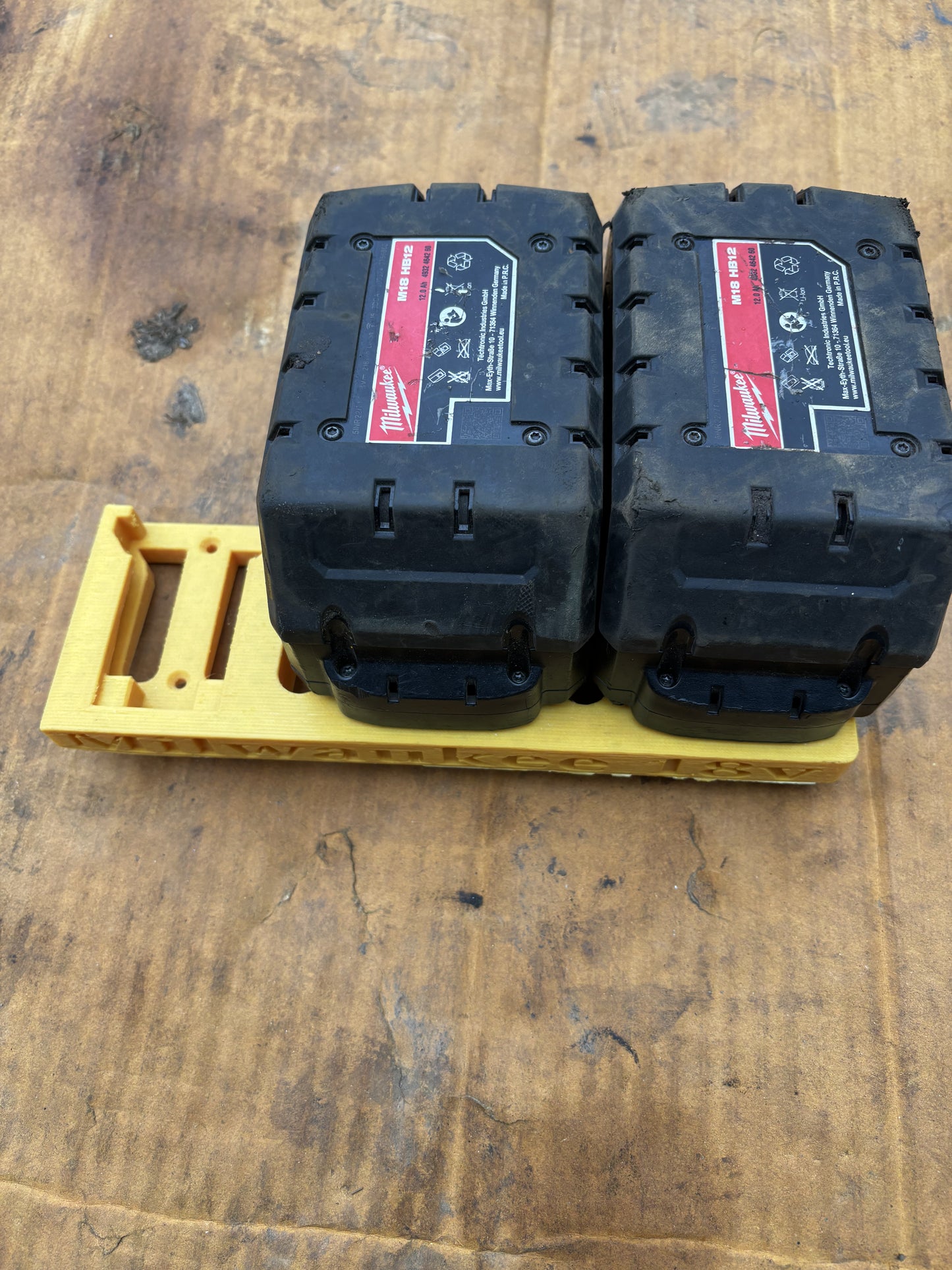 Milwaukee M18 Battery Triple Holder